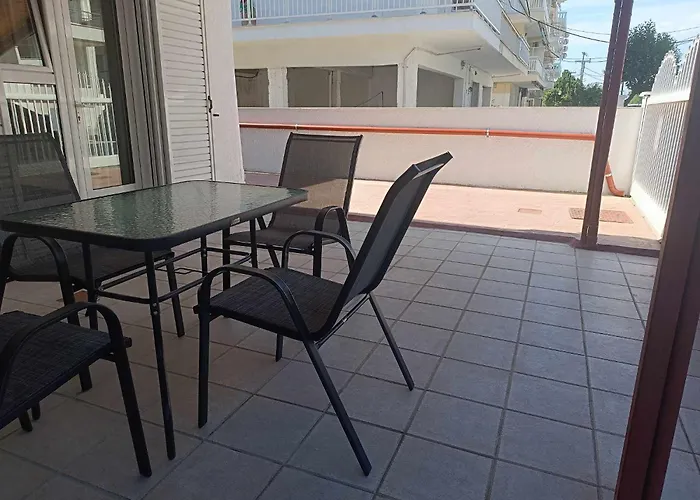 Sunny Apartment In Paralia 2